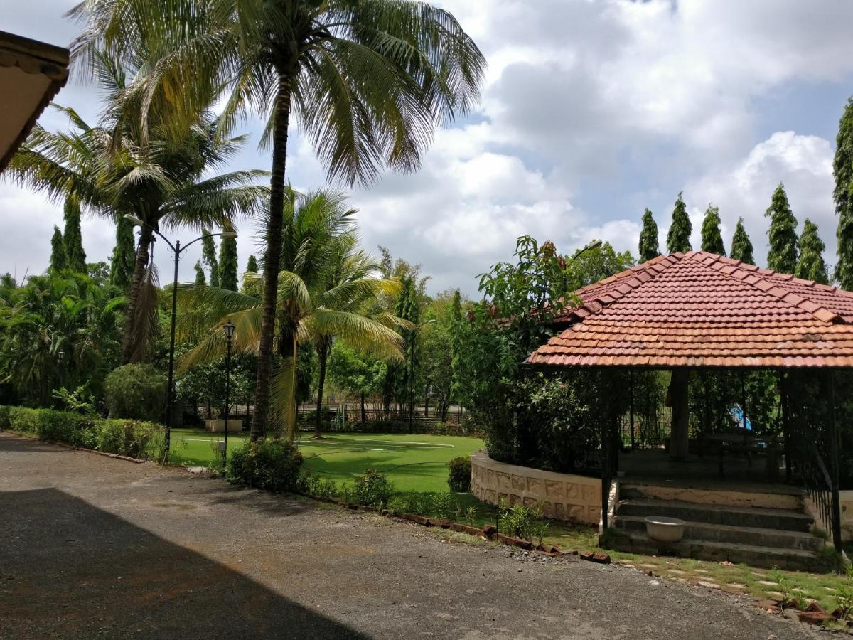 Pushp Vatika Resort & Lawns Navi Mumbai Exterior photo
