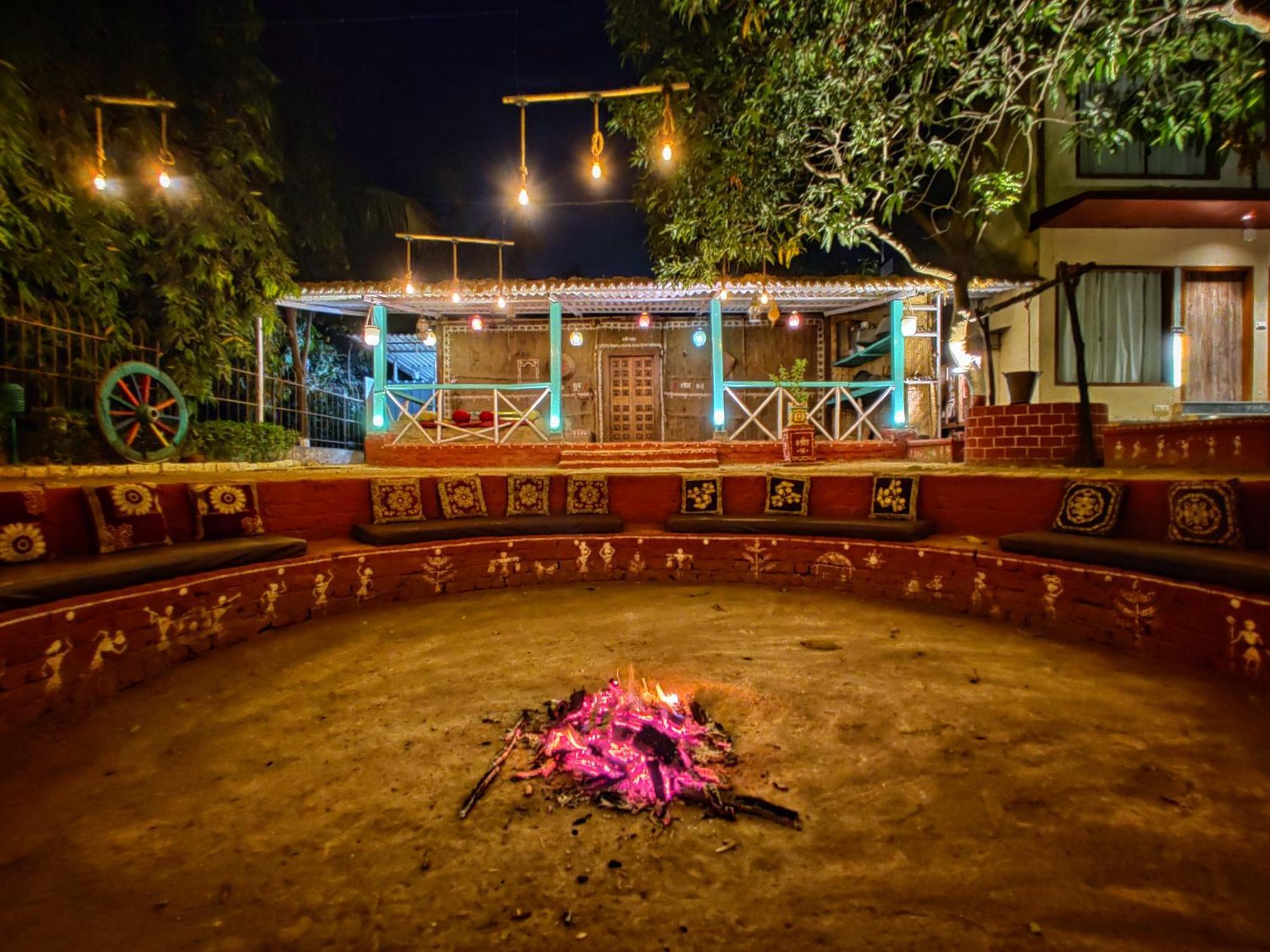 Pushp Vatika Resort & Lawns Navi Mumbai Exterior photo