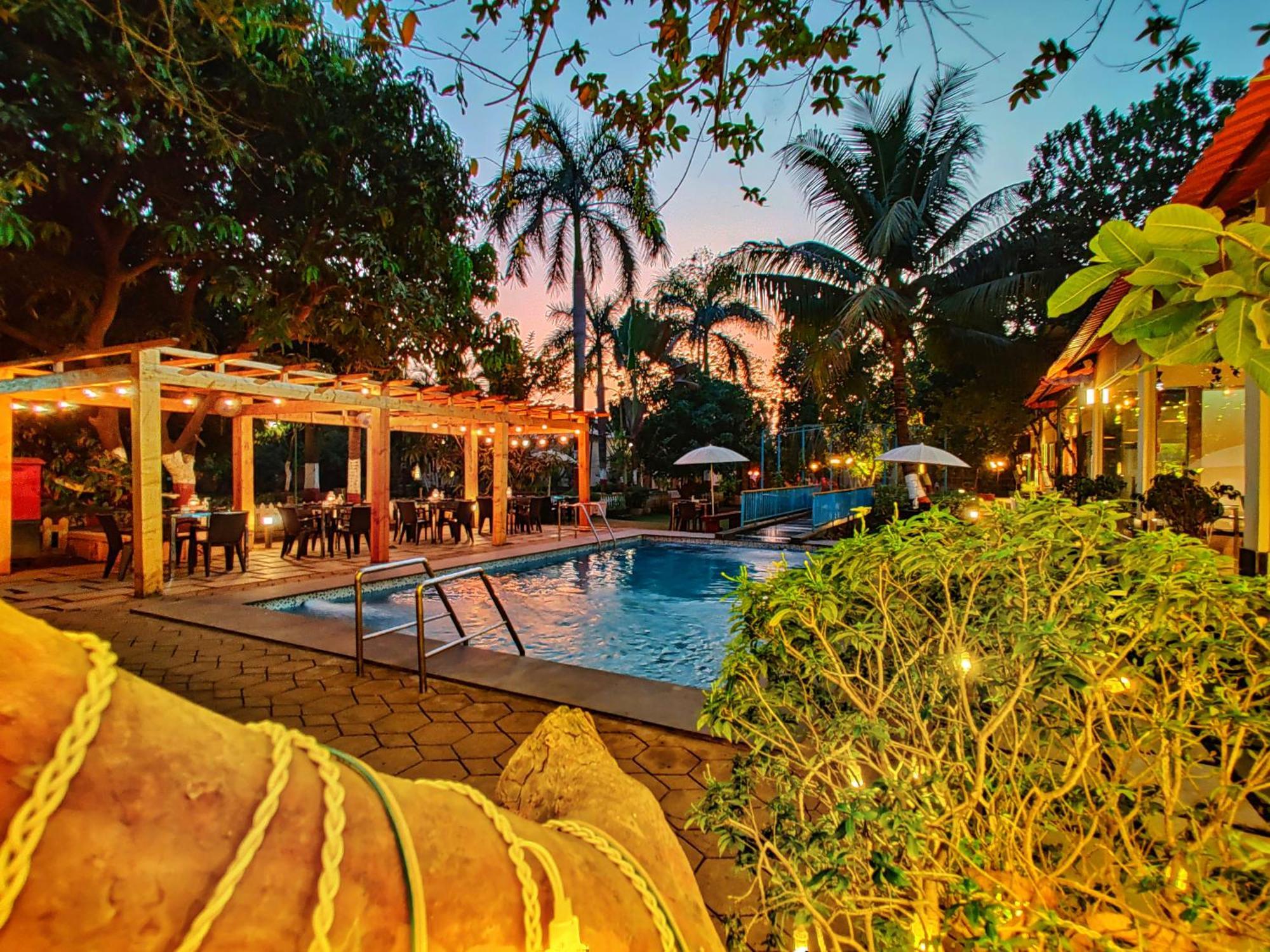 Pushp Vatika Resort & Lawns Navi Mumbai Exterior photo